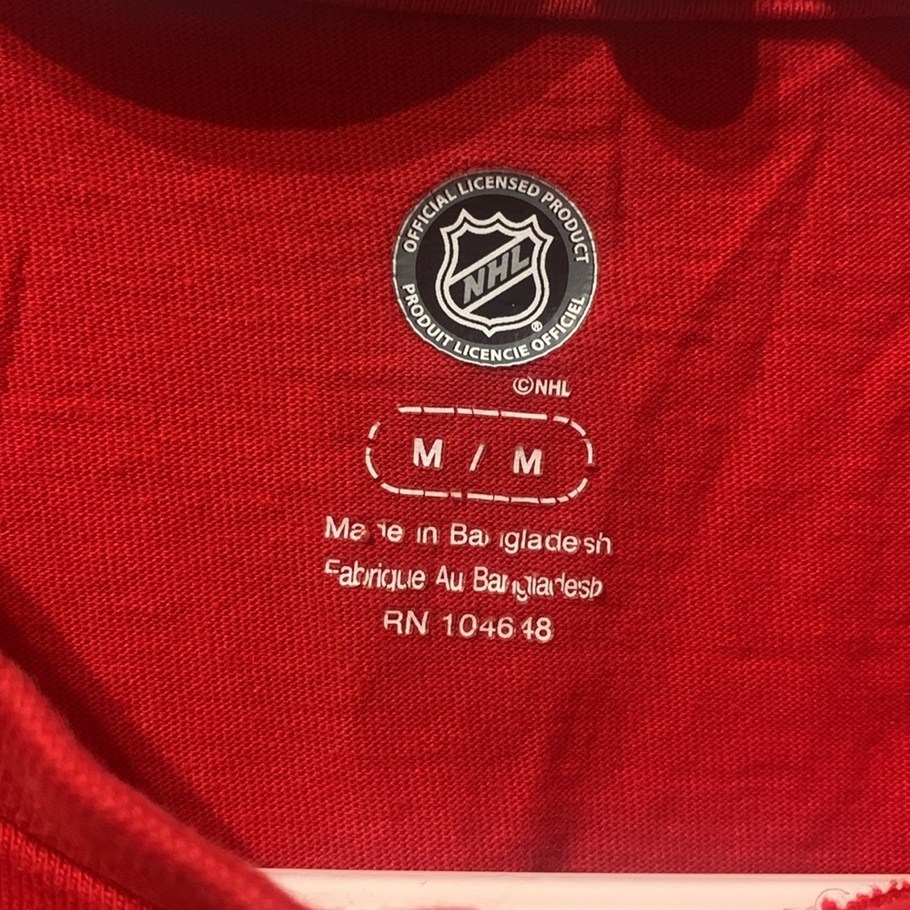 Montreal Canadiens Official NHL Hockey Long Sleeves T-shirt - Picture 5 of 6